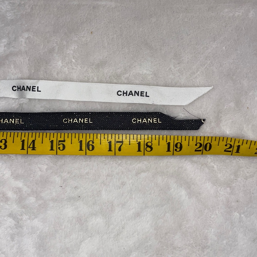 Authentic Chanel Ribbons - Picture 2 of 4